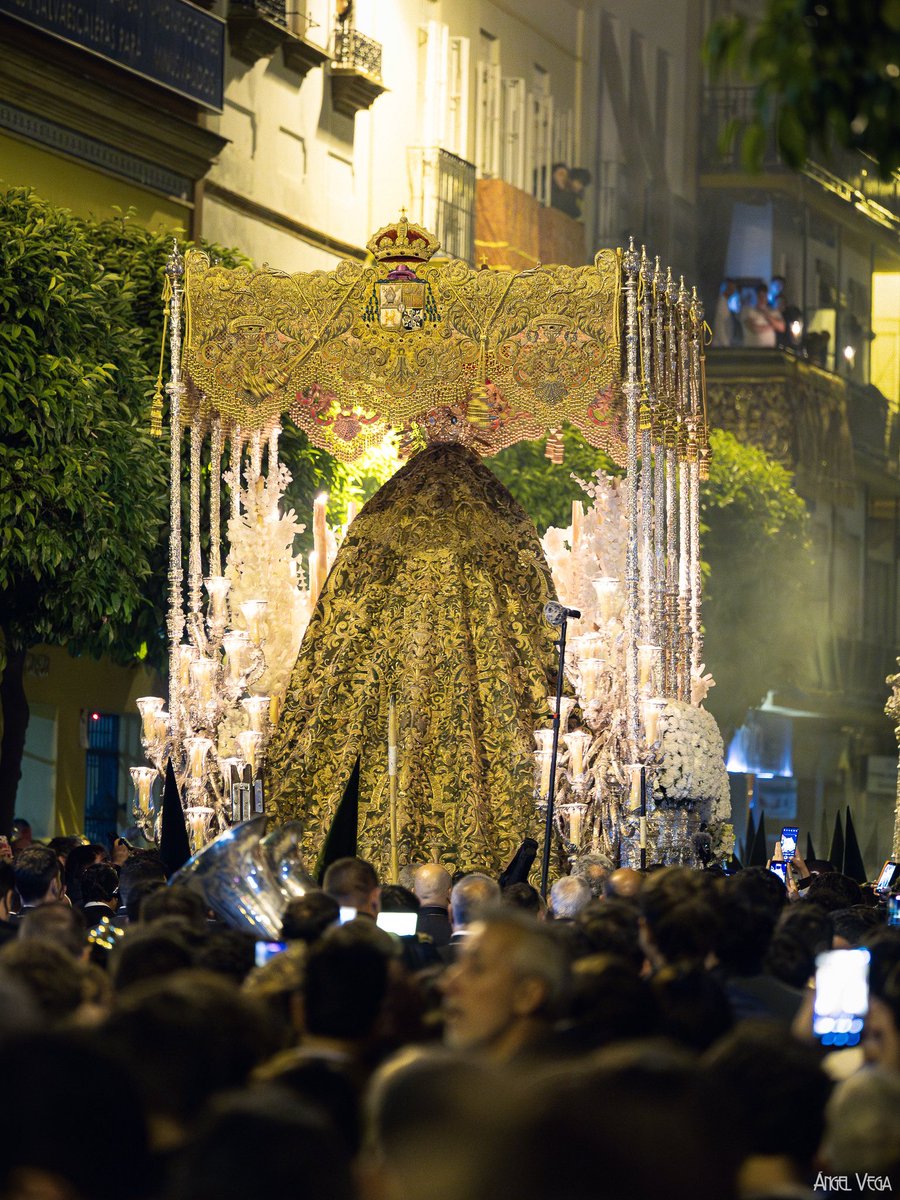 angelvega_13's tweet photo. Madrugá en la calle Feria

@Hdad_Macarena @CarmenDSalteras @BandaCenturia https://t.co/b8jtE1qaZr