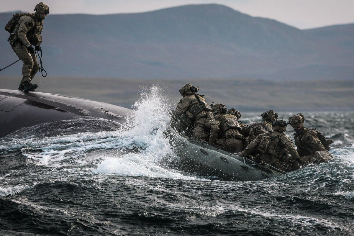 Commando_Ops's tweet photo. Commando on Ex STRIKE WARRIOR 26

Commandos from UKCF of 148Bty working alongside a German Partners to conduct Submarine RV drills during Ex STRIKE WARRIOR ahead of Winter Deployment.

https://t.co/5CP86cT4Lt https://t.co/ev9J350Klq