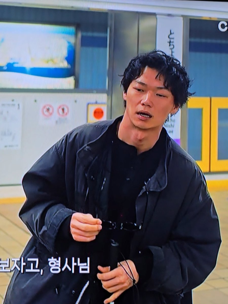 leejjunga1223's tweet photo. ㅋ 갑자기 등장.. https://t.co/yyQVz4Ev4t