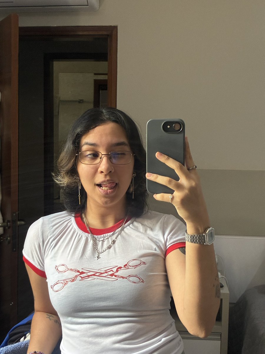 ariddya's tweet photo. eu saindo no domingo pra votar ❤️⭐️ 13 assim https://t.co/HBFh8UwB9D