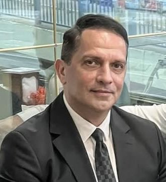 cengizk's tweet photo. Mücahit Birinci çok önemli bir noktaya dikkat çekiyor:

MESELE SADECE FON DEĞİL!

15 gündür tabana kilitlenen hisselerde küçük yatırımcı parasının erimesini seyrediyor.
Satmak istese alıcı yok, çıkmak istese çıkış yok.

Fon mağdurları konuşulurken, doğrudan hisse alan yüz binlerce insanın mağduriyeti de gözden kaçmasın.

Artık tartışma değil, SOMUT TEDBİR VE ÇÖZÜM gerekiyor.
#hissemağdurları 
#HisselereÇözüm #TeraVeHisseMağdurları #SPK