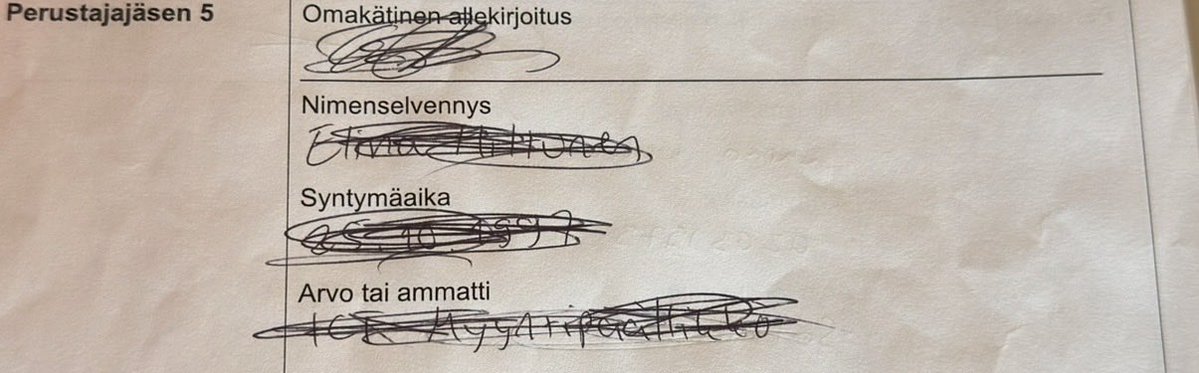 elina__hiltunen's tweet photo. En voi käsittää, miten näin häikäilemätöntä sabotaasia voi edes tapahtua Suomessa, ja vielä kokoomuksen toimesta? 

Mua yritettiin estää pääsemästä ehdolle seurakuntavaaleihin, mutta onneksi vaalilautakunta hylkäsi vaatimuksen. https://t.co/xzPeEWJzIf