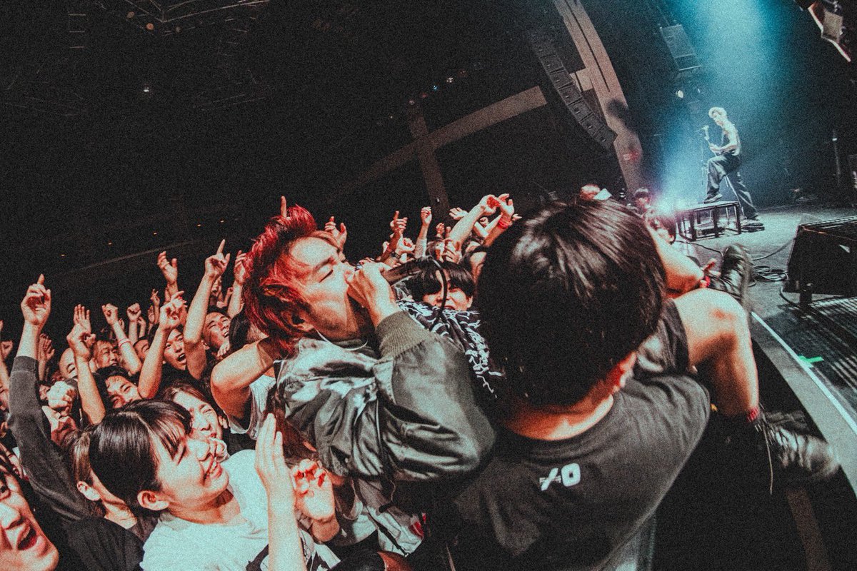 KenCrossfaith's tweet photo. coldrainワンマンツアー初日CLUB CITTA最高でした！今日から超楽しいツアーライフが始まるぜー！ https://t.co/L4qgLYGLSd