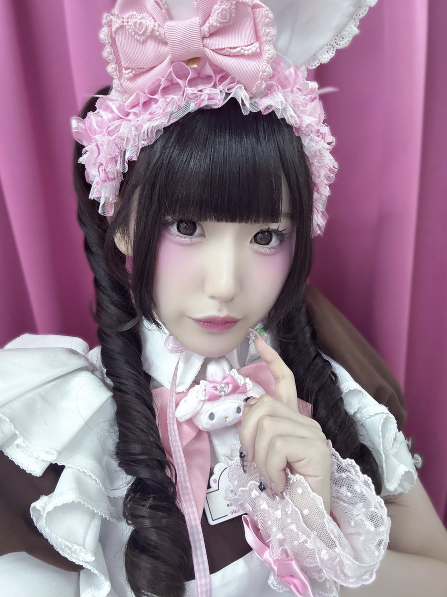 maid_love2's tweet photo. ◀ 新人メイド♥(2024)           現在♥(2026)▶︎

日々かわいくなりたい・・🎀と思えるのはご主人さま・お嬢さまのおかげですヾ(•̥ ω •̥)🎵これからもらぶり〜フェイスを目指してがんばります♩ https://t.co/mYII7IFLRl