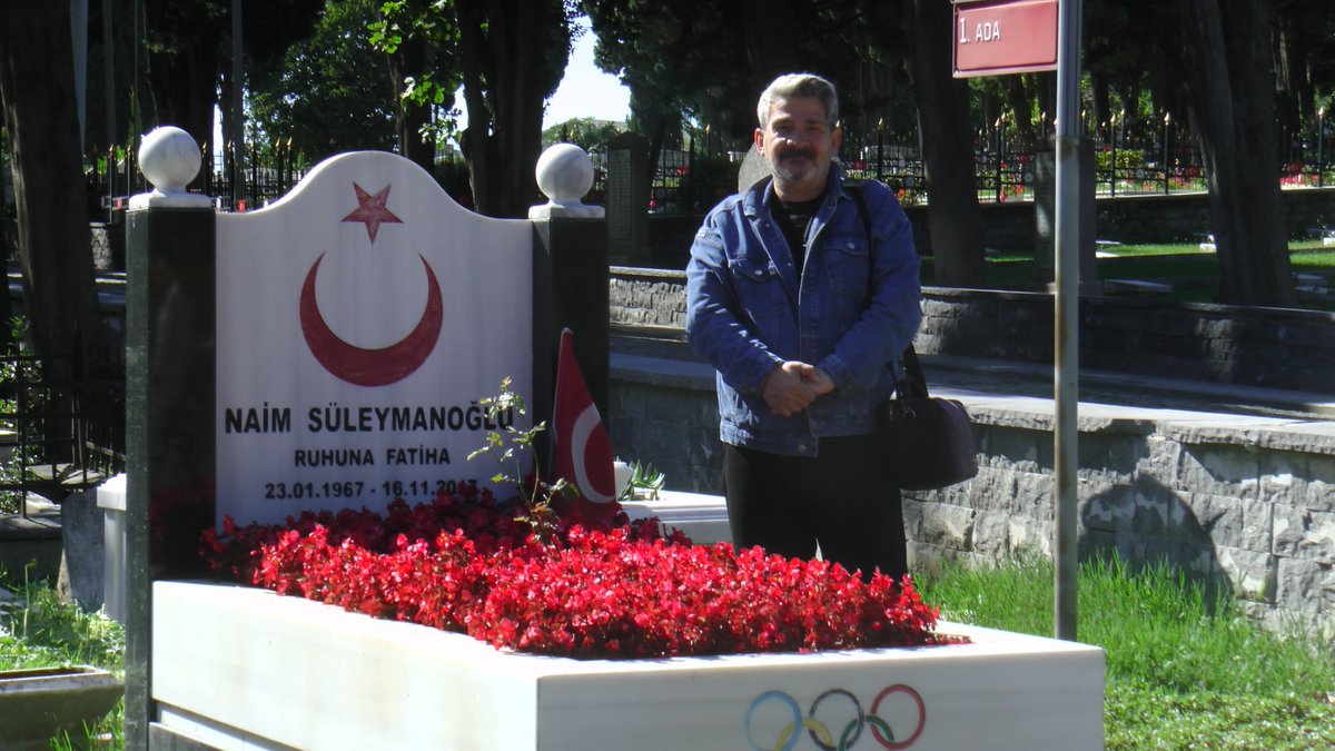 MCatikkas's tweet photo. #naimsüleymanoğlu https://t.co/Qxm5hIt7lW