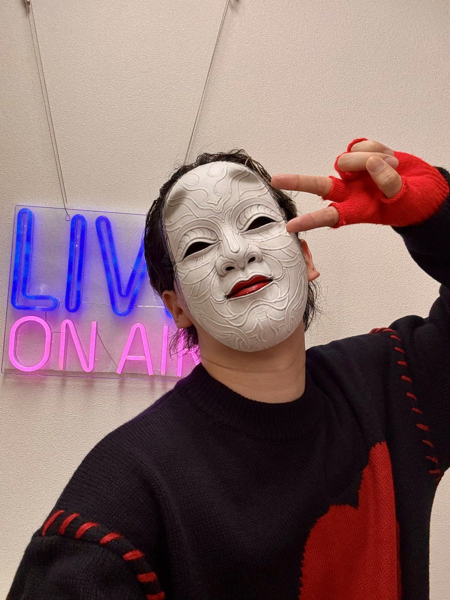 Okame_2_Hisense's tweet photo. 本日も長丁場のTikTokLiveお付き合いありがとうございました♪

まだまだ喋れるわ

#おかめTikTok配信 https://t.co/kmj0QGA3AL