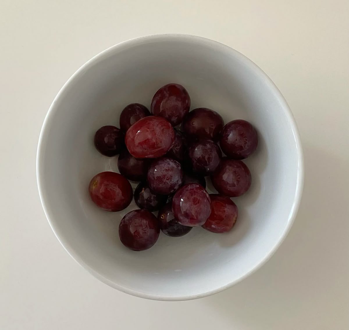 m_____0o0o's tweet photo. grapes...♩ https://t.co/KiKU4nQcOx