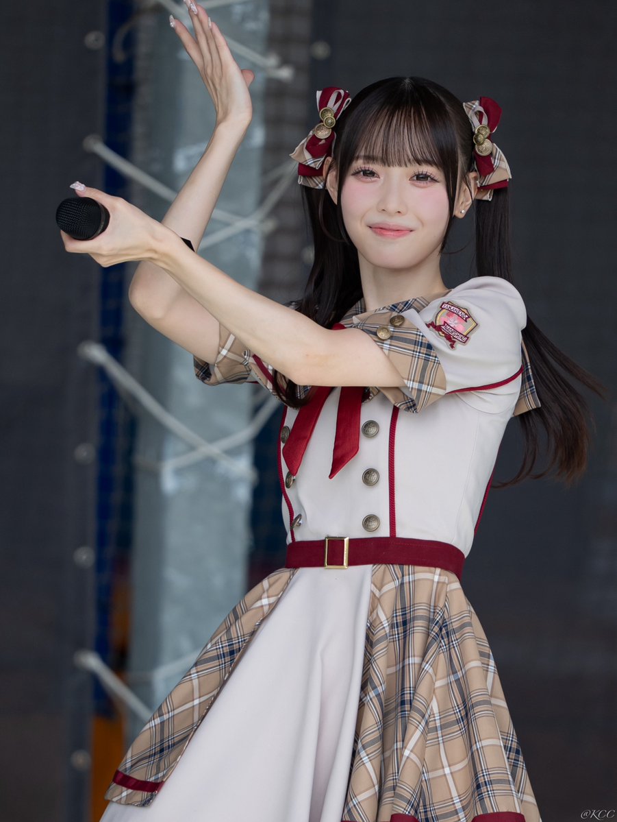 kira_cameraclub's tweet photo. #高嶺のなでしこ ニューアルバム
『 A World in Our Colors 』リリースイベント
@イオンモール常滑
松本ももな🎀🍼(@momonamatsumoto )
#たかねこ
#カメねこ
#ももなんにおくりもも https://t.co/Yy3fprIUtL