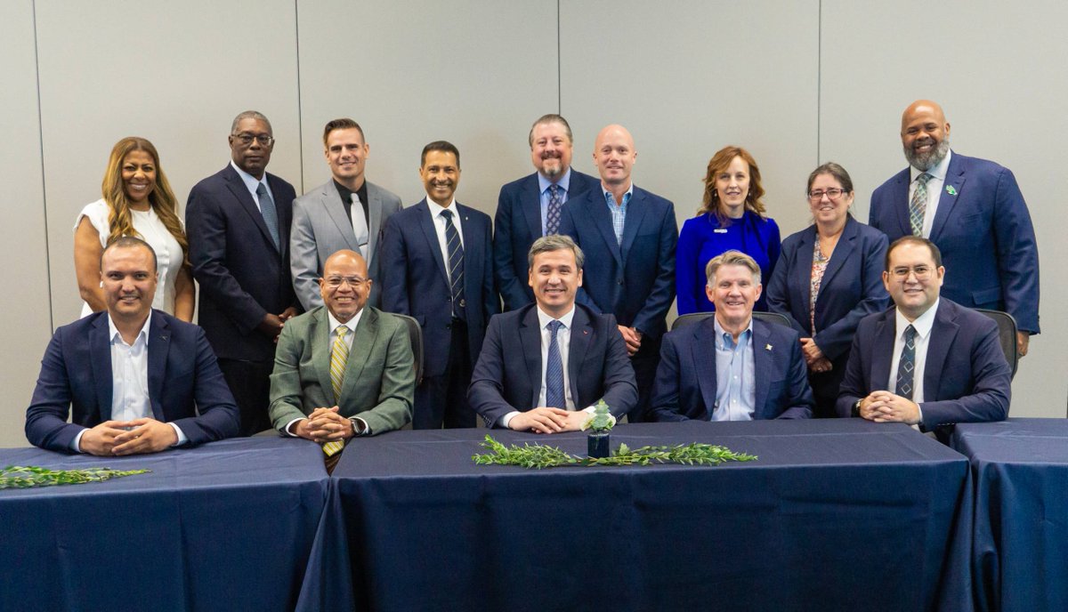 unthealth's tweet photo. We were honored to welcome a delegation of government officials from Uzbekistan’s Ministry of Health to UNT Health! 

The delegation met with our leaders to learn more about how academic health institutions educate future health professionals. Read more: https://t.co/hrSYlUg0R8 https://t.co/2zFpLDre2b