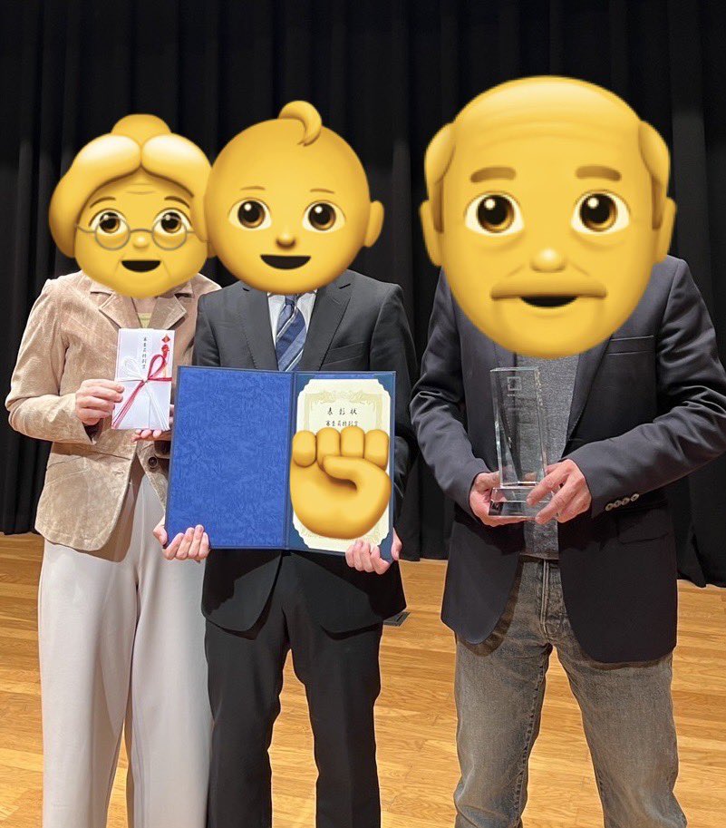 SuKeKo6464's tweet photo. 普段喧嘩売らないけど、鍵引用が多いので珍しく物申します😊
学生時代はテストで学年1位📖
部活動でもソフトテニスで部長でエース🎾
500人以上エントリーする大会で3位🥉
大学3年生の10月に大手メーカーに内定🥳
学内のコンテストでは審査委員特別賞で賞金7万💸
ちなみにAPEXの実績ではシーズン20に初めて23でPS4で初プレ👹
26のスプ2からPS5に移行してそっからずっとプレデター👹
最高16位維持です👏
俺の事叩いてる奴はどーせなにもかも俺以下なんだから黙ろーねー🤗
あ、それ自覚してるから鍵でしか言えないのか🤭
リアルでもエペでも沢山実績あるので自分に自信があります！将来が楽しみでしかない😚
鍵でしか叩けないダサい君へ最後に一言『ざこ乙』😘