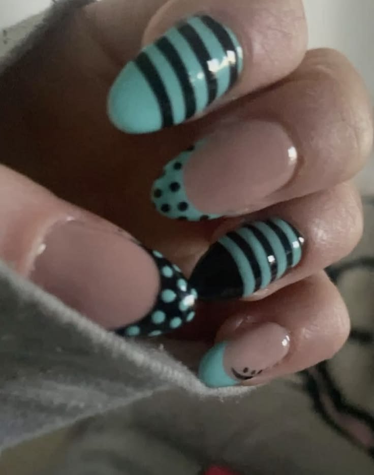c0lumbi4's tweet photo. how pinterest sees me ˎˊ˗

character
plush
nails
quote https://t.co/iYVbWXtVj3