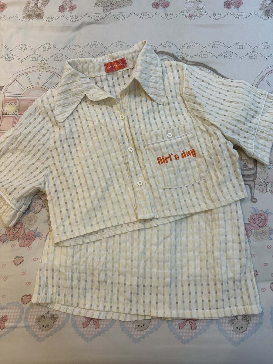 KHNOKOK's tweet photo. 🧘🏻‍♀️150

#ส่งต่อเสื้อผ้า #ส่งต่อเสื้อผ้ามือสอง #ส่งต่อstylistshop #ส่งต่อduxe
#vghbkk #audorhe #mirabangkok #ams #rubyandlemon #ส่งต่อbrandy https://t.co/si0c0stlyZ