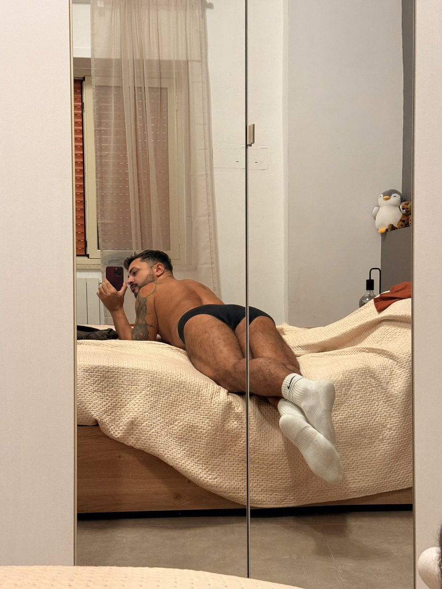anto_cz10's tweet photo. Come passeró il mio day off ✔️ 

Amici stretti su Ig? https://t.co/QE5AIsN0bS https://t.co/3M2xjd50HH