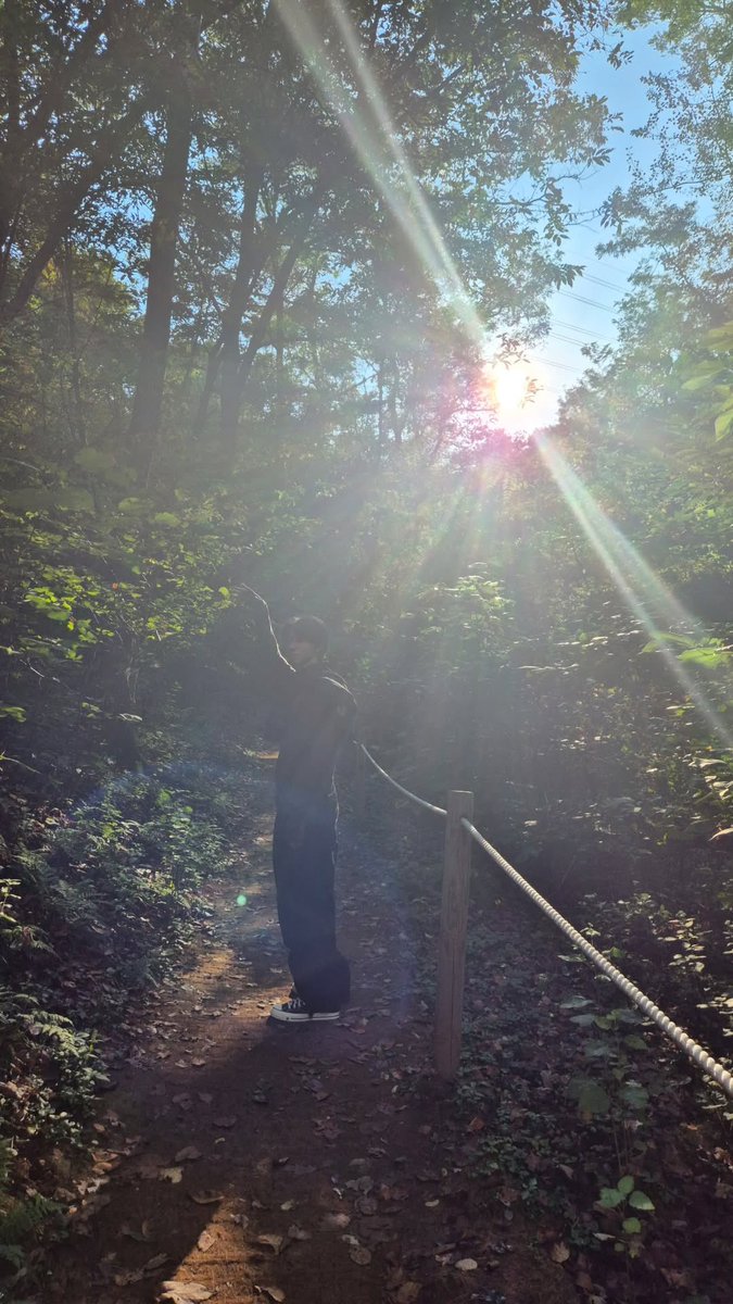 wonubliss's tweet photo. xuminghao_o 🍃 #디에잇 https://t.co/B5yQVexWVJ