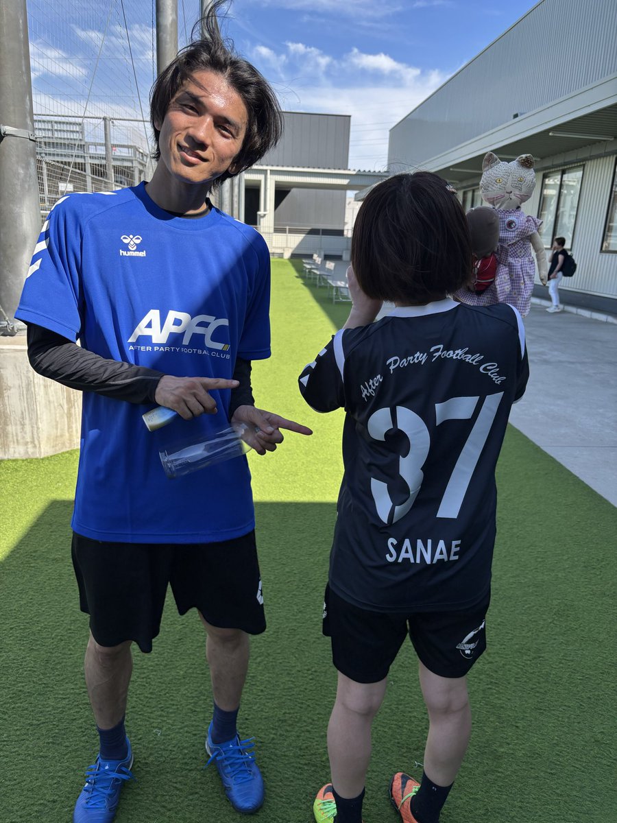 sanahime51's tweet photo. 10月6日は下平匠さん @takumi_106 お誕生日！おめでとうございます！
憧れていた下平匠さんのサッカースクールで直接教えていただける事が今でも夢のようです。
いつも楽しい時間と沢山の学びをありがとうございます！
これからもよろしくお願いします！
素敵な一年になりますように。 https://t.co/w8xwb31LiD