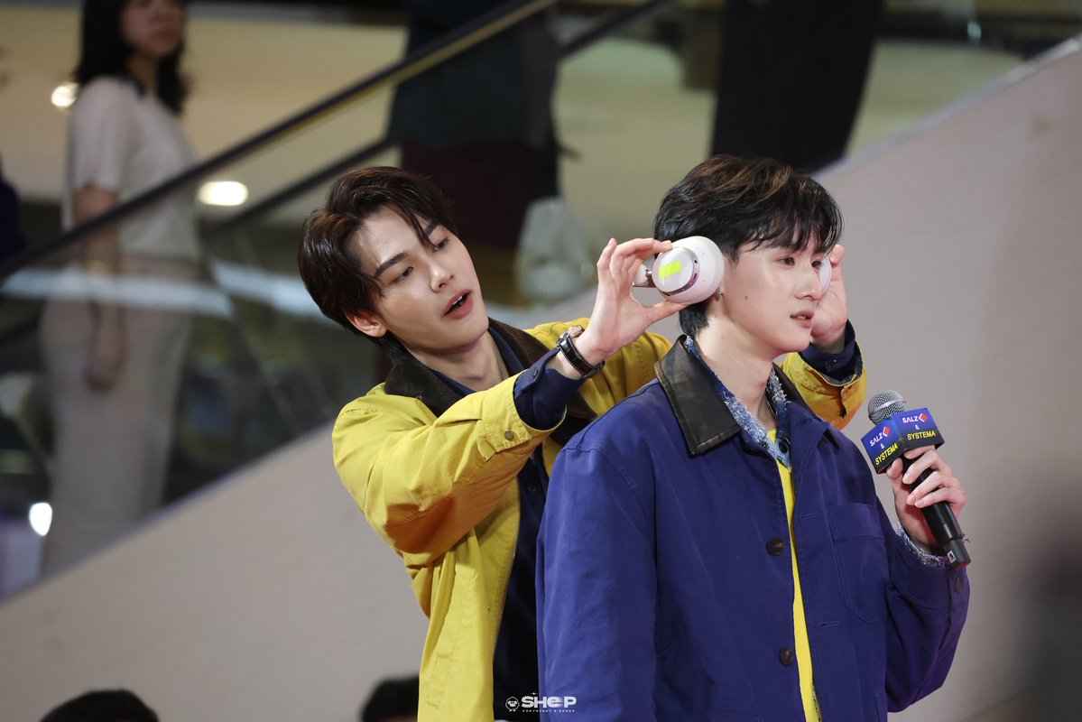 Cyong_ot's tweet photo. fean list…

DEWTEE X SALZ SYSTEMA AT TOPS

#SalzSystemaxDewTee 
#DewTee #ดิวธี https://t.co/heaL5MRUiB