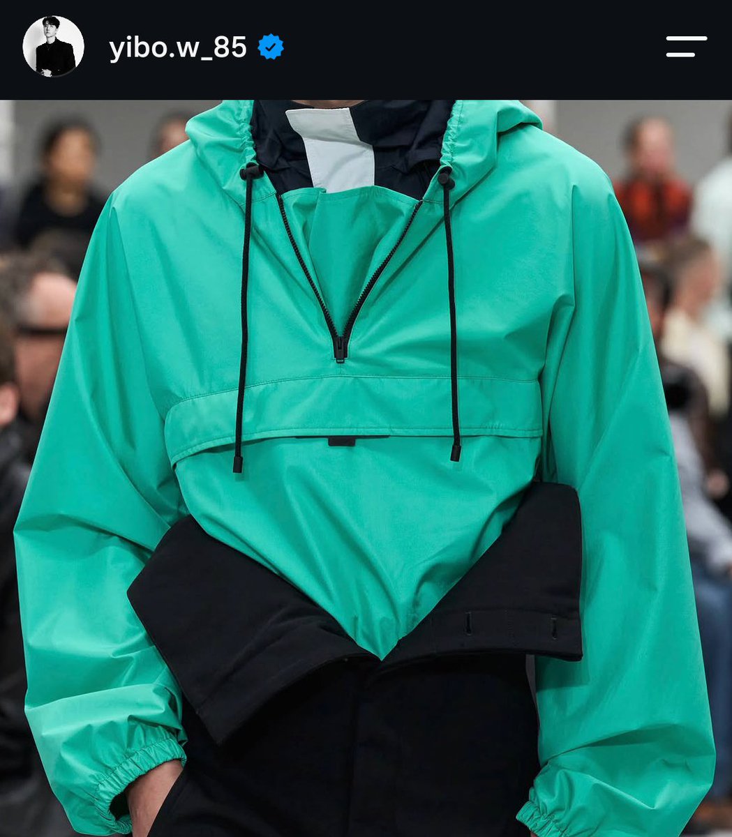 WYBDOH's tweet photo. 📲 Actualización IG | @ yibo.w_85 ✅
 
Yibo publicó  foto junto a Jack McCollough y Lazaro Hernandez, directores creativos de LOEWE 
 
Mensaje: LOEWE Spring Summer 2027 Show 
 
Le dieron me gusta: Pelagia Kolotouros directora creativa de Lacoste y Melvin Moh, corredor del equipo UNO RACING ✅
 
#WangYibo #王一博 #LOEWE 
#WangYiboxLoeweSS27  #ParisFashionWeek