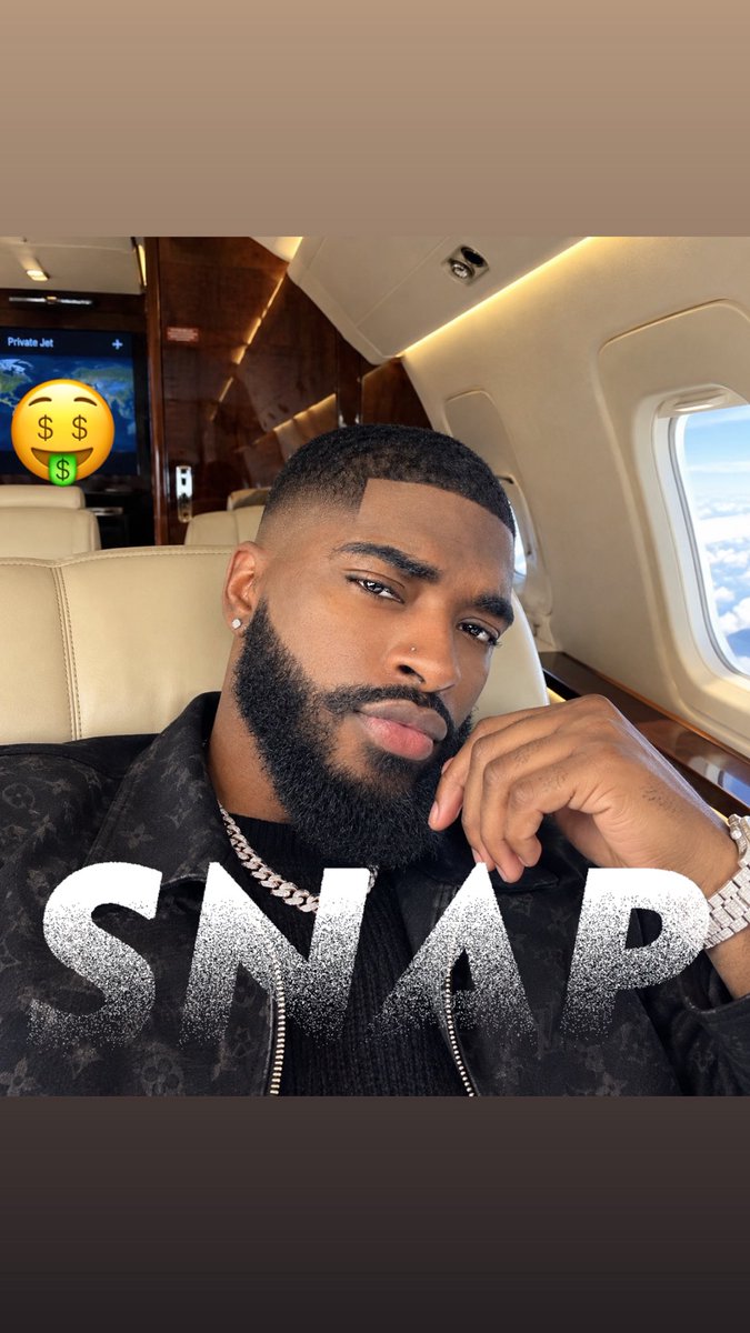yourboyaustin93's tweet photo. 🛩️🛩️🛩️🛩️🛩️#🛩️ https://t.co/duCUyxFRpF