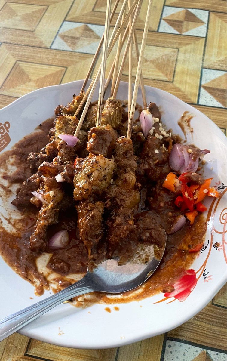 linekevav's tweet photo. Maem duluu yaa 😋 https://t.co/BqRjp9G5SN