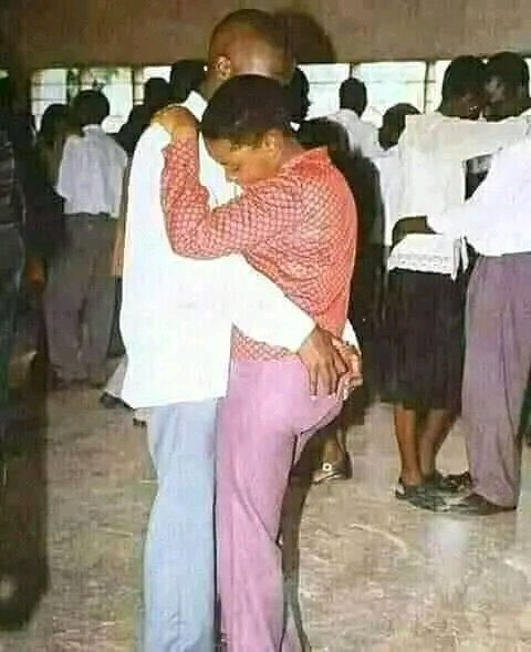 eddiespikaagaba's tweet photo. Look at this nyigos. What song comes to your mind when you see this picture?
#TheTimelessExperience
08.10.26
๐ @ShootersBar_Mbr https://t.co/9Uo0jlKT7a