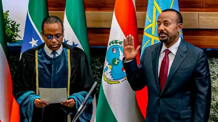 bre39342's tweet photo. Ata marafiki zake wanapata tutam! 🙌🔥 Big congrats to PM Abiy Ahmed on bagging a second term to lead Ethiopia! Bafo Ruto’s close friend has secured the win. 🤝 🇪🇹 🇰🇪 #AbiyAhmed #Ruto #KenyaEthiopia https://t.co/Ak10oxnOFO