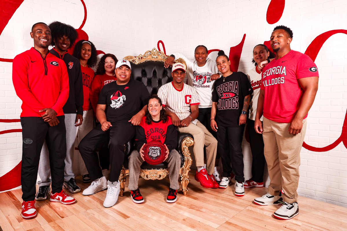 UGA_WBB's tweet photo. Happy National Coaches Day to this crew 🏀👏

#GoDawgs https://t.co/PRlBm7HigT