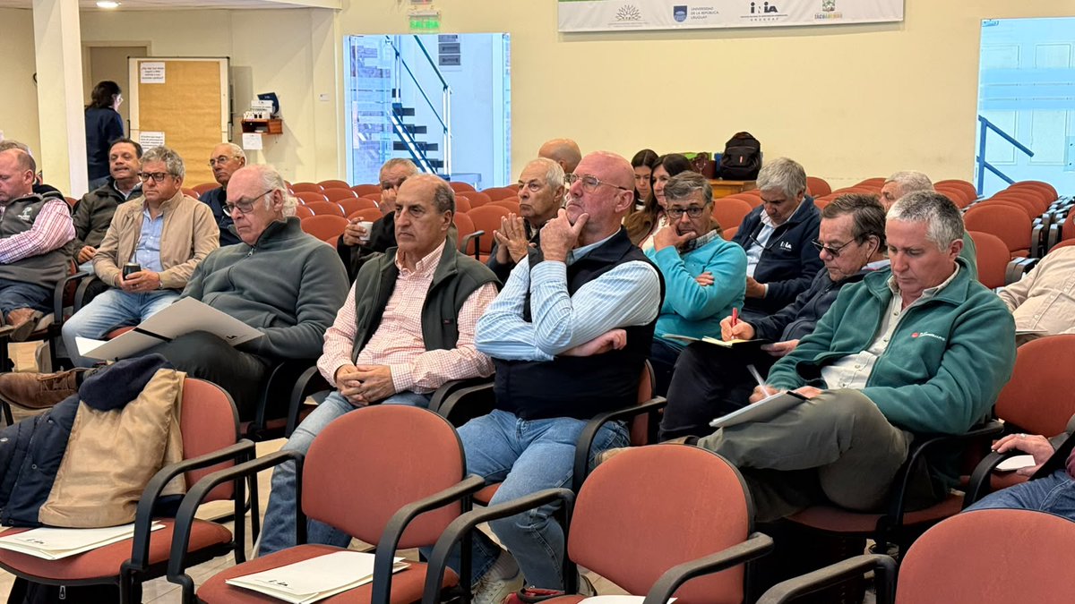 INIA_UY's tweet photo. #Ahora | En INIA Tacuarembó se reúnen los cinco Consejos Asesores Regionales (CAR) de INIA en una nueva sesión del InterCAR, un encuentro que vuelve a realizarse después de 7 años.

Los CAR son un órgano previsto en la ley de creación de INIA para apoyar, consultar y asesorar a las direcciones regionales de las estaciones experimentales.