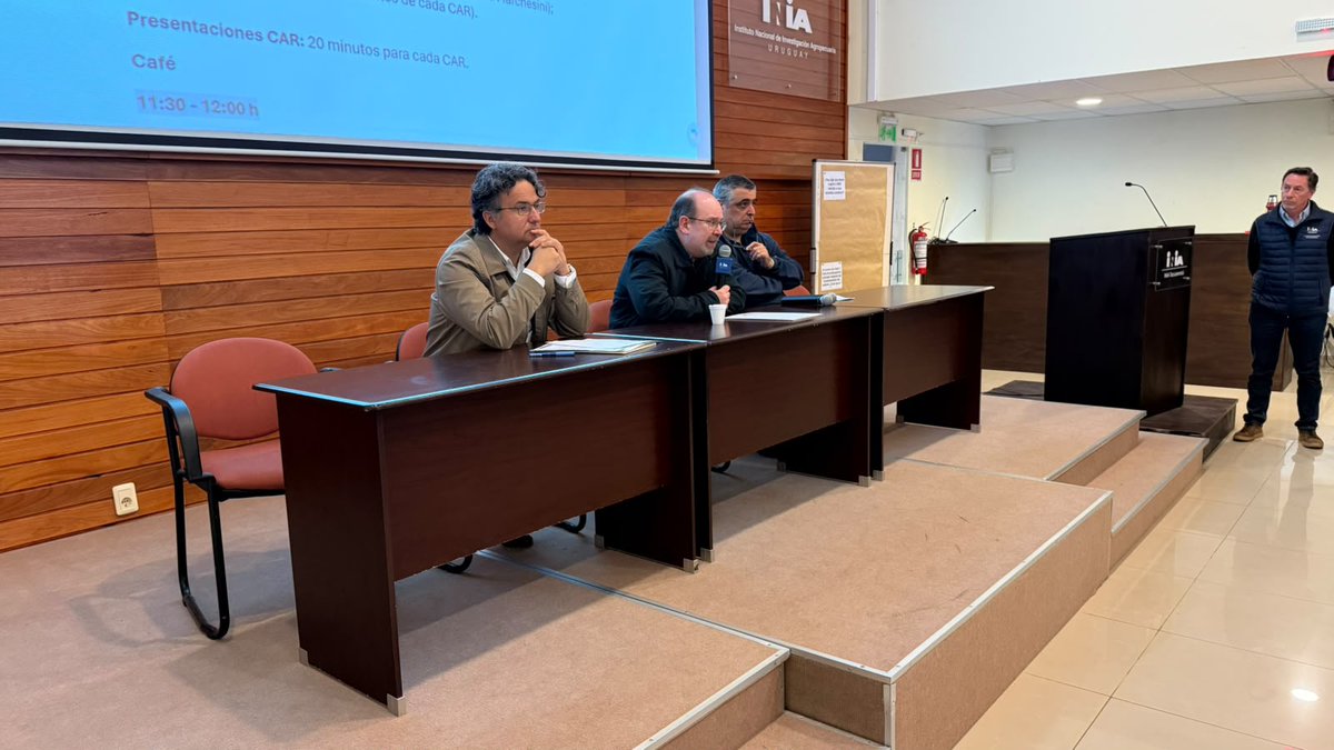INIA_UY's tweet photo. En la jornada participan también el presidente @M_MSierra, la Junta Directiva, el director nacional @BioGMar y el equipo gerencial. Será una instancia de actualización de información, intercambio y priorización de desafíos desde la perspectiva de las organizaciones regionales. https://t.co/LqZ2aQJFJx