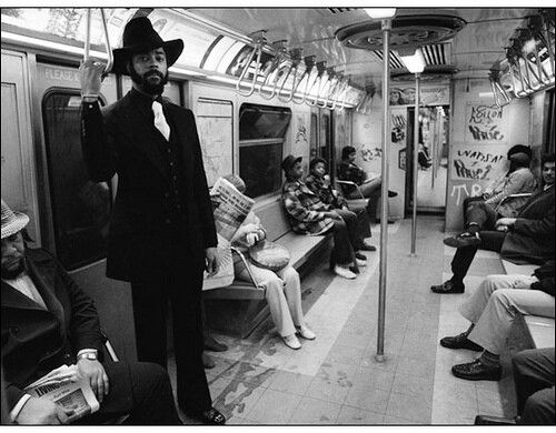 paulieknep's tweet photo. Walt Frazier riding the subway. https://t.co/XxYzwfHwpo