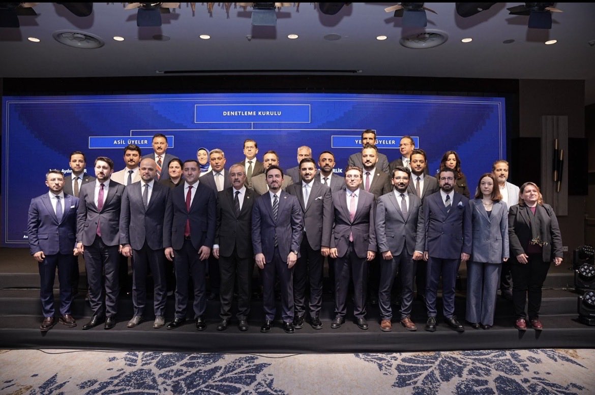 receptangall's tweet photo. Birlikte kurduğumuz Baromuzu daha ileriye taşıma ve daha da güçlendirme iradesiyle; “Önce Ülkem ve Milletim” anlayışı doğrultusunda, Baro Başkan Adayımız Av. Ali Kasım Tuna başkanlığında oluşturulan aday listesinde yer alan değerli meslektaşlarımızı tebrik ediyoruz. 🇹🇷 https://t.co/BRJVyORq6m