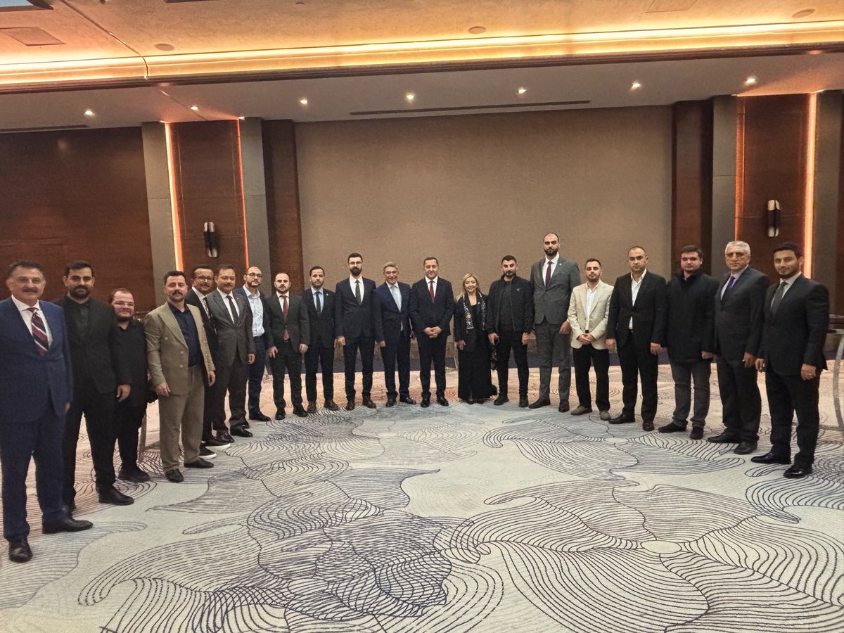 receptangall's tweet photo. Birlikte kurduğumuz Baromuzu daha ileriye taşıma ve daha da güçlendirme iradesiyle; “Önce Ülkem ve Milletim” anlayışı doğrultusunda, Baro Başkan Adayımız Av. Ali Kasım Tuna başkanlığında oluşturulan aday listesinde yer alan değerli meslektaşlarımızı tebrik ediyoruz. 🇹🇷 https://t.co/BRJVyORq6m