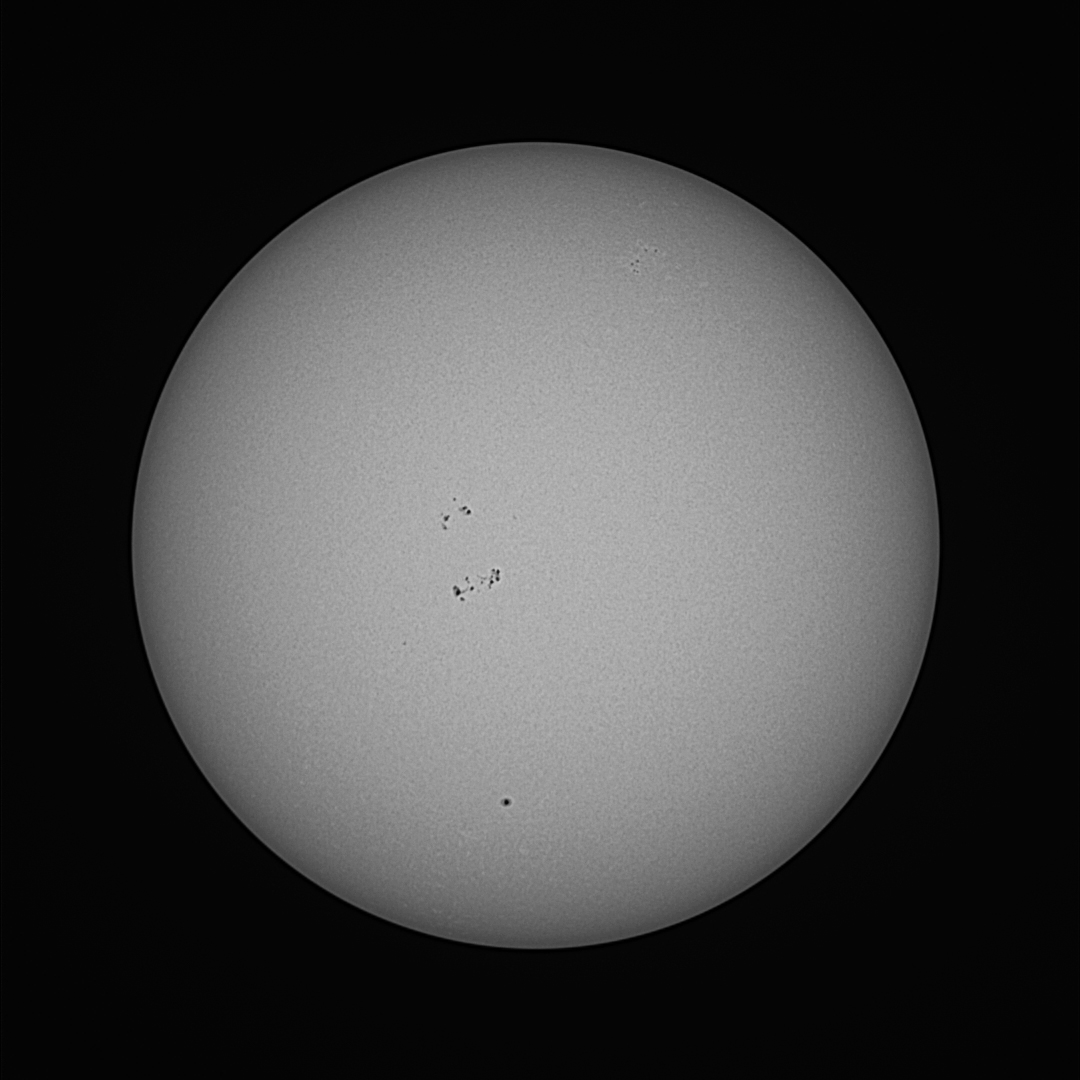 szamosv's tweet photo. Daily Sun ☀️ | Oct 6, 2026
Seestar S50 image + automatic SeSuCo analysis.
#Sun #Solar #Seestar #SeestarS50 #SmartTelescope #SeSuCo #Astronomy https://t.co/7lPKErrXHm