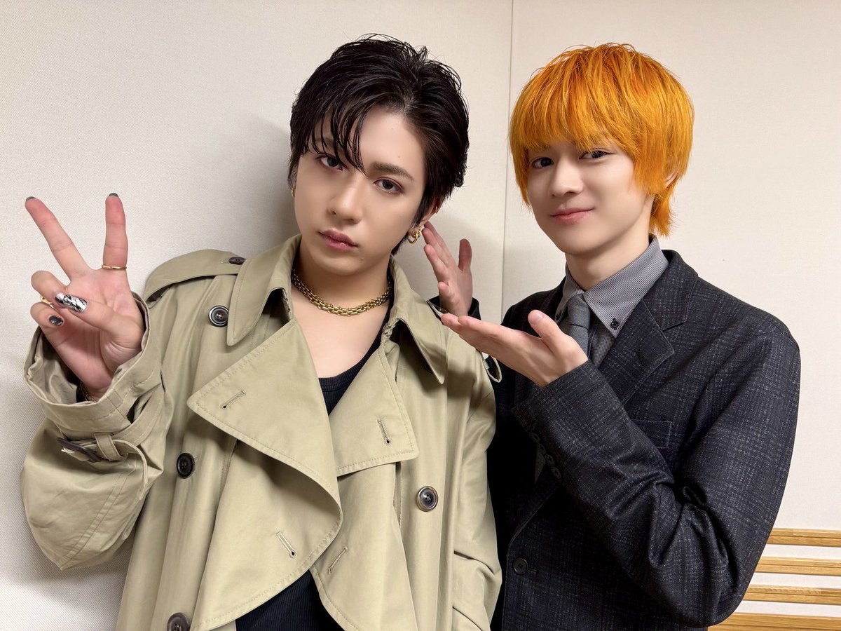 mj09040813's tweet photo. 最後の写真は無事放送終了後の安堵したお顔って事でよろしいですか？社長
#壮鉄株主総会 https://t.co/JaxyF8UrZy