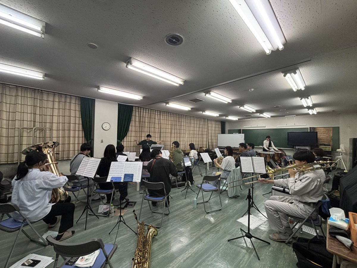 brasstar_a_f_'s tweet photo. 《10/3-10/4練習会》

🎶定期演奏会まであと1週間🎶
本番に向けて練習もいよいよ大詰めです🔥 
⁡
ご来場いただく皆さまに楽しんでいただけるステージをお届けできるよう、最後まで練習に励んでまいります！

皆さまのご来場を、団員一同心よりお待ちしております🎶

#定期演奏会 #演奏会 https://t.co/yijZ3hGOVN