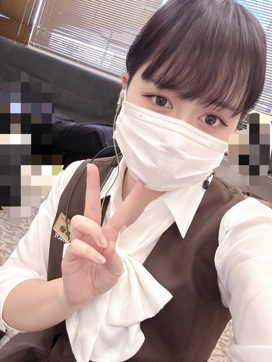 eagle_ogachi's tweet photo. ため撮りでごめんちゃい🥲

明日から遅番❣️
手の乾燥は酷くなるばかり😭 https://t.co/5ZypNFZACY