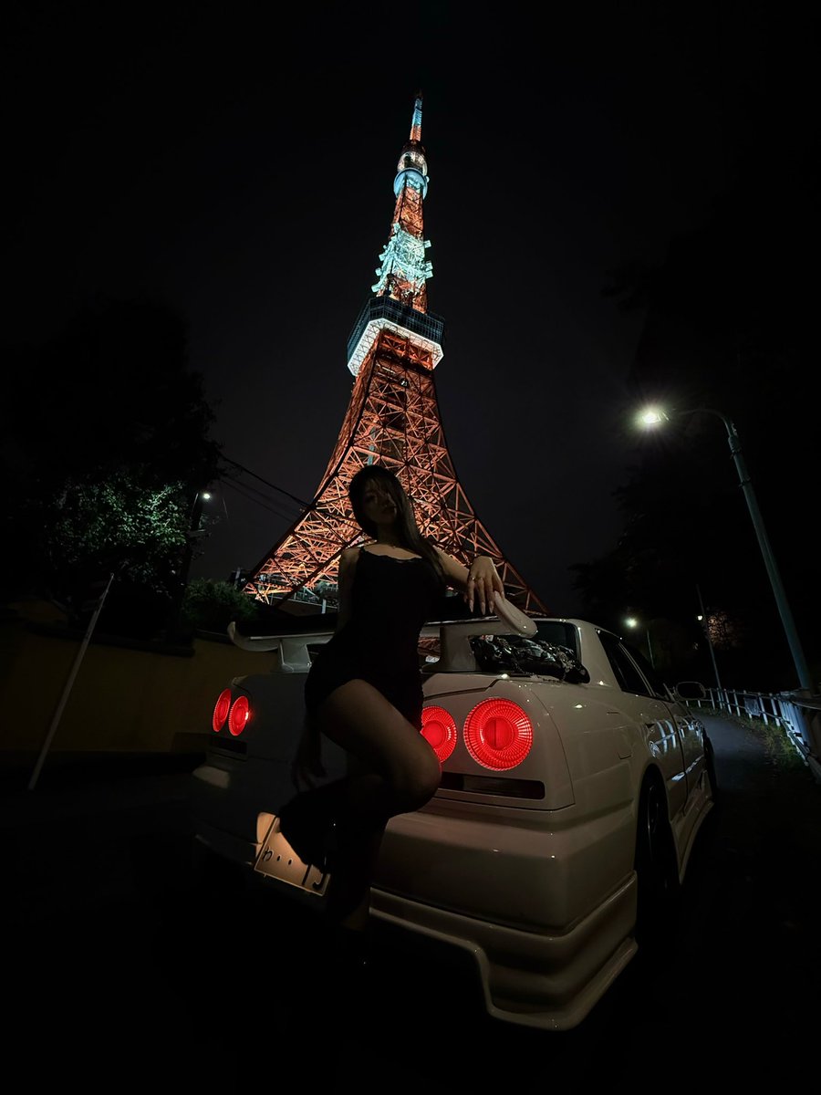 Maexba's tweet photo. tokyo nights 🗼#墨尔本 https://t.co/eXIm7P6Avv
