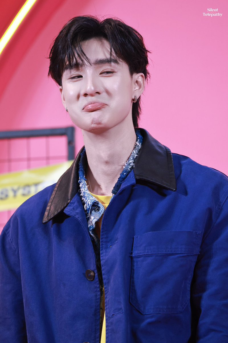 teevithe's tweet photo. ntik sayang… dd imut sekali… sangat centil pinkies T - T 
wangi manis strawberry ini kalo pipinya dicubit pasti keluar fla vanilla🍓🥛🤏🏻💖🥺 ©ShuangSilent

DEWTEE X SALZ SYSTEMA AT TOPS

#SalzSystemaxDewTee https://t.co/u1r9iGKiI2
