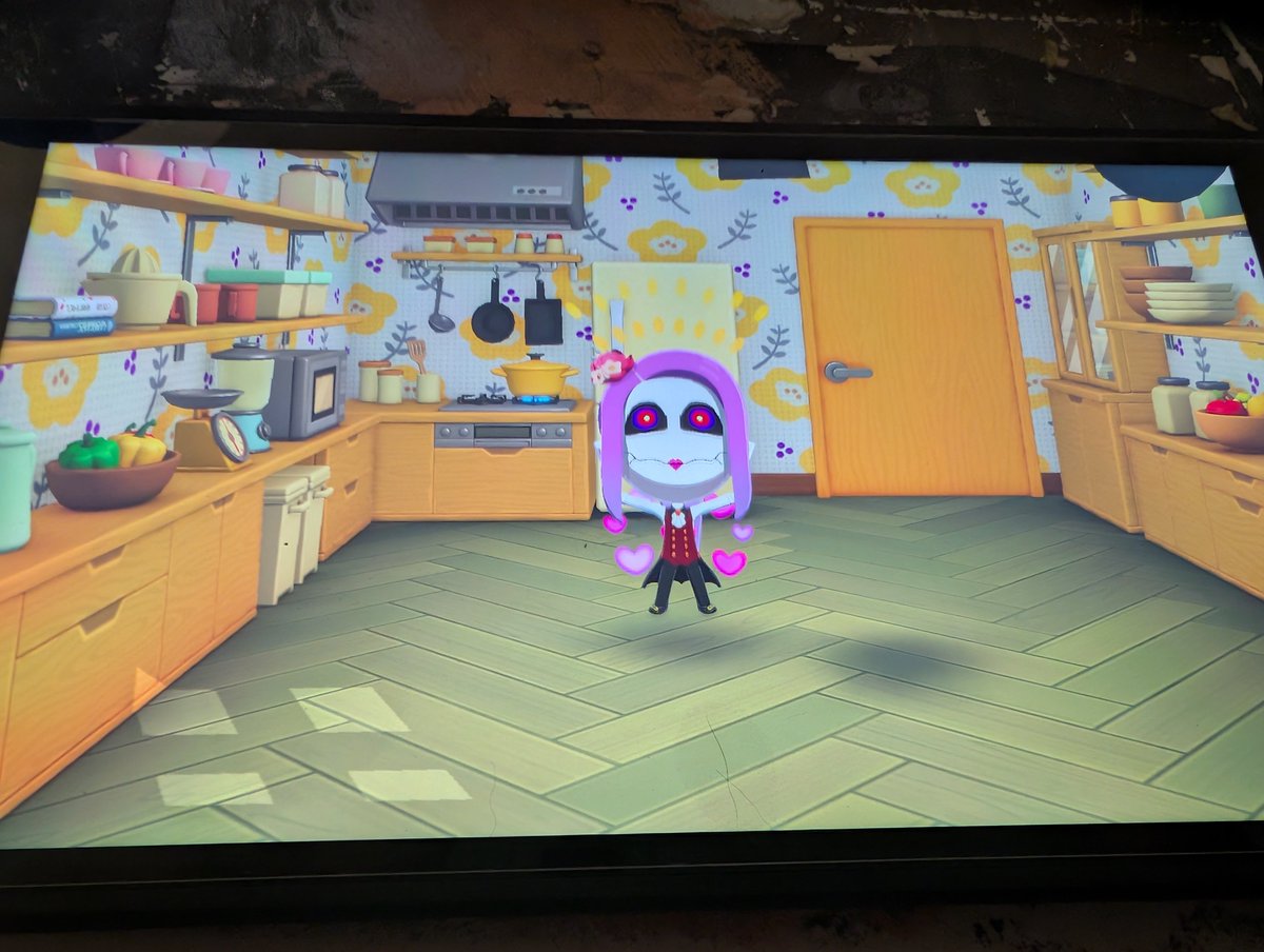 candiedShadow's tweet photo. This is hilarious to me. That my Mii loves the light bulb I gave her. This has to do with a inside joke I have with some friends. And no I will not elaborate. https://t.co/MP9Ca2sR1C
