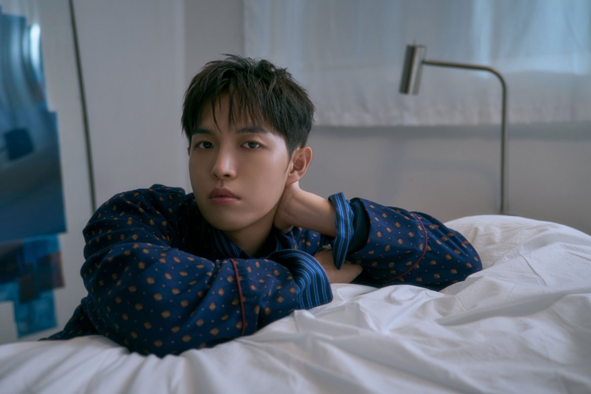kjhtwinkleone's tweet photo. 가슴이두근두근콩닥콩닥
너무떨려잠이오지않아요
#노래하는_뱁째_컴백
#재환이를_사랑이라_부를게
​#김재환 #KIMJAEHWAN #Love_From_Here https://t.co/v2g76XkMKT