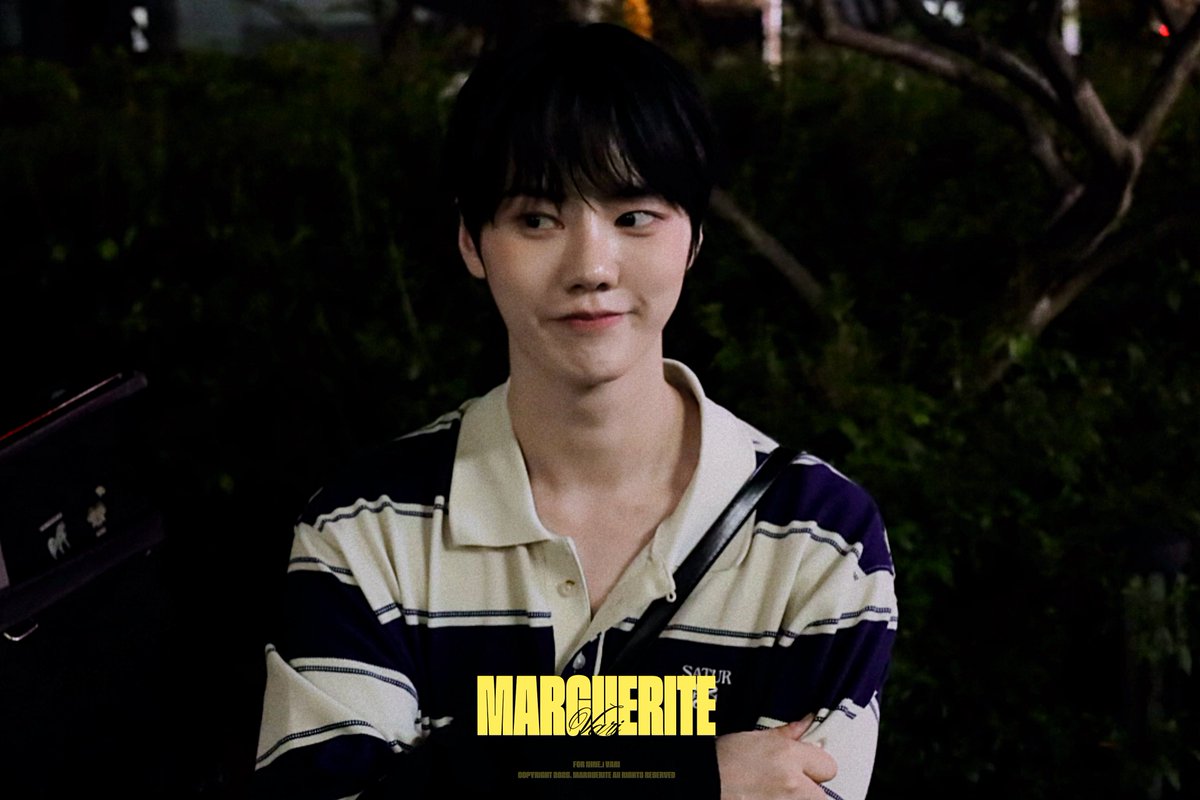_00_0903's tweet photo. 261006

🍔10%

#베리 #VARI #나인아이 #NINEi https://t.co/LfGAG5DBGd