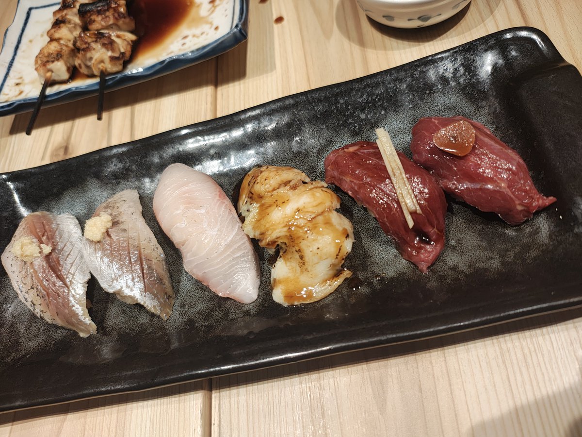 0486Siamesenn's tweet photo. 新宿飲みの定番になりつつある
すし酒場すさび湯

今日も厚いネタに大満足

のんだあと
なんとなくタイトーよって
呼ばれた気がしてやったら
200円でミッフィーとれた
誰か欲しい人いたら連絡くださいな https://t.co/GYKLzc7eue