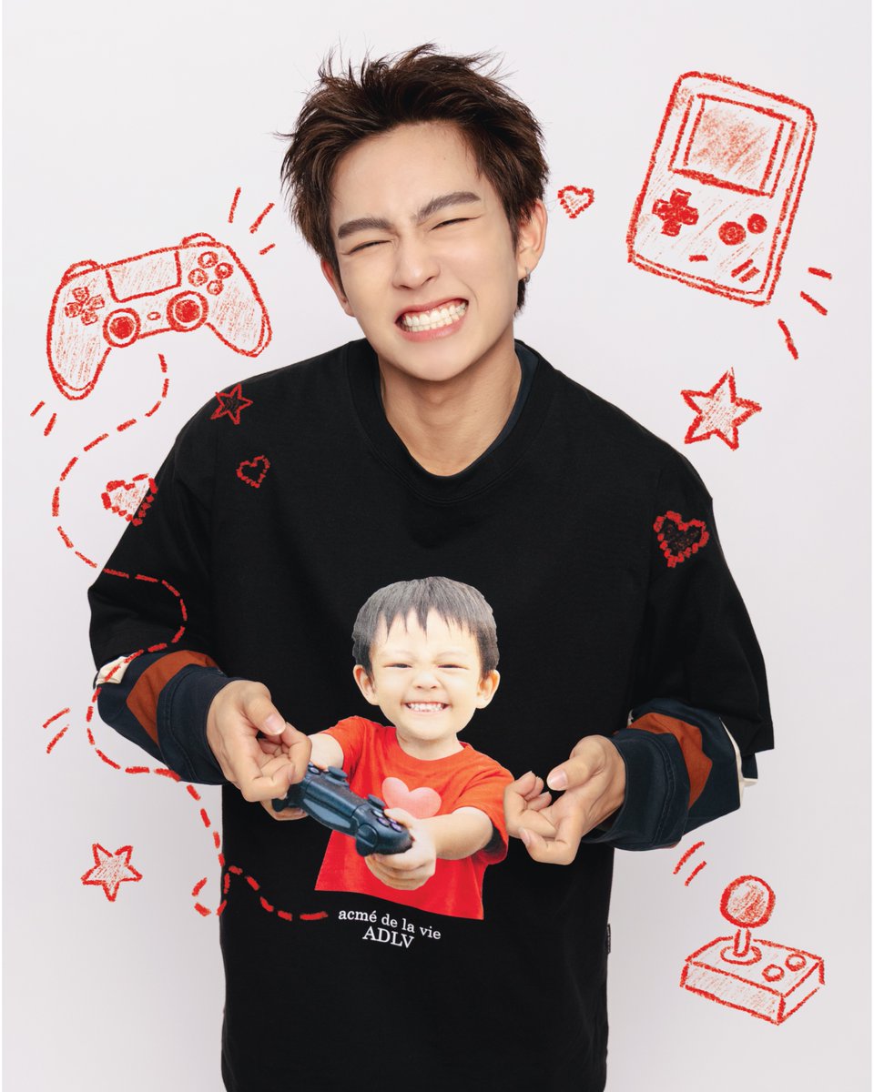 BUS_SONRAY's tweet photo. ADLV x BUS Collection ✨

📸 พี่ BUS กับ บัสจิ๋ว 👶🏻🤏🏻

วันนี้! เปิดจำหน่ายสำหรับทุกเมมเบอร์ ทุกไซส์
🛒 Online: LINE Shopping @ adlvthailand

พรุ่งนี้! พบกับการวางจำหน่ายหน้าร้าน
สามารถเลือกซื้อได้ที่ ADLV Store สาขาที่ร่วมรายการ
🛒 Offline: ADLV Store Siam Center Showroom, Mega Bangna, Zpell และ Dusit Central Park
🛒 Online: LINE Shopping @ adlvthailand

*ยกเว้น PHUTATCHAI SIZE 0

#ADLVxBUS 
#adlvthailand 
#acmedelavie #ADLV
#BUSbecauseofyouishine