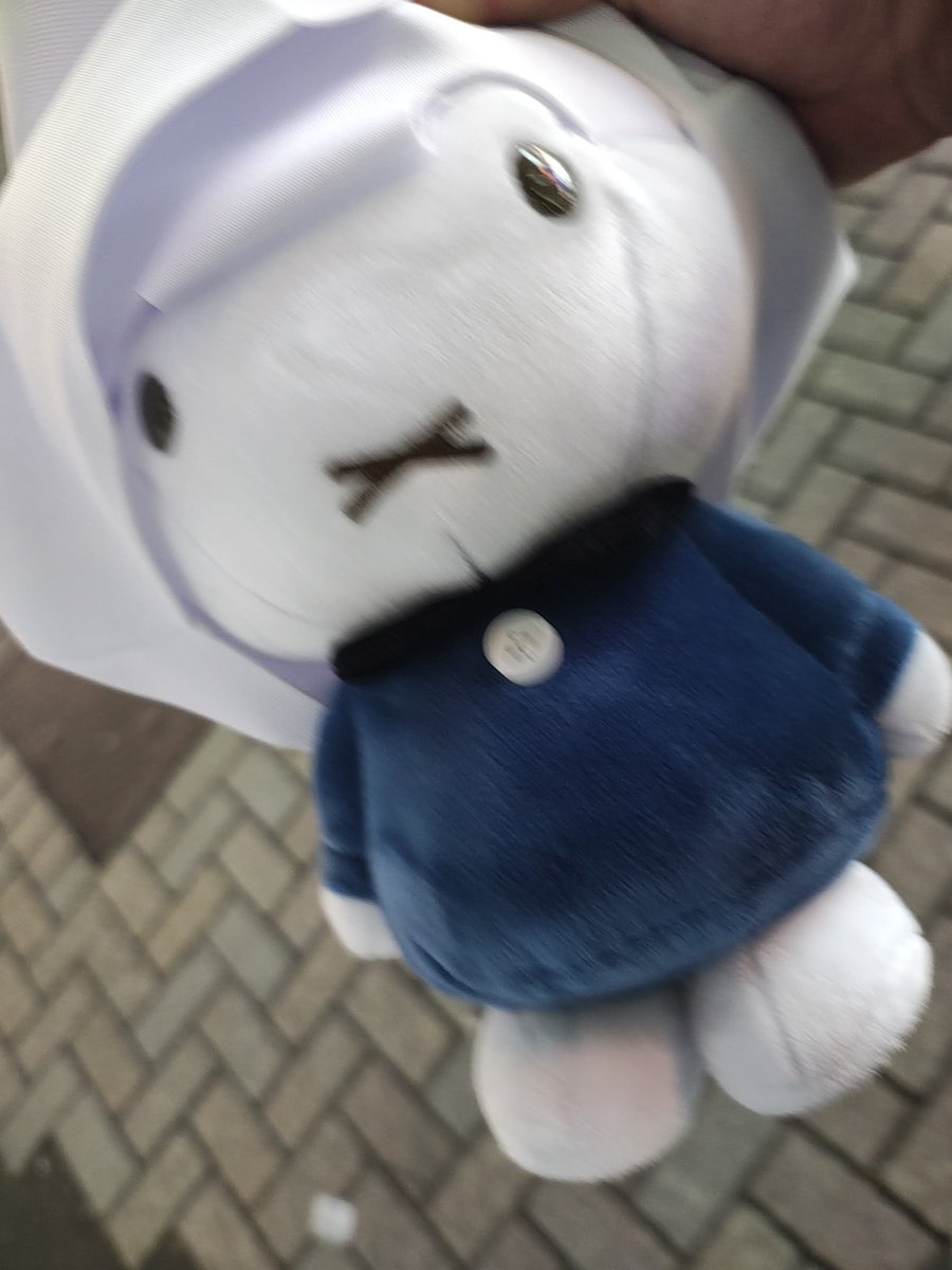 0486Siamesenn's tweet photo. 新宿飲みの定番になりつつある
すし酒場すさび湯

今日も厚いネタに大満足

のんだあと
なんとなくタイトーよって
呼ばれた気がしてやったら
200円でミッフィーとれた
誰か欲しい人いたら連絡くださいな https://t.co/GYKLzc7eue