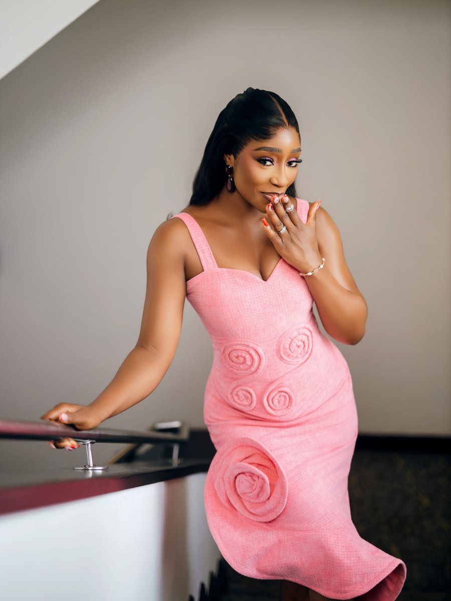 ShebaGamde's tweet photo. TOP 3. SECOND RUNNER-UP. 🏆
The Big Brother show introduced me. The world gets to witness me. ✨

Outfit: @janbyjan
Photography: @bejvisuals https://t.co/z0dmUdZpcr