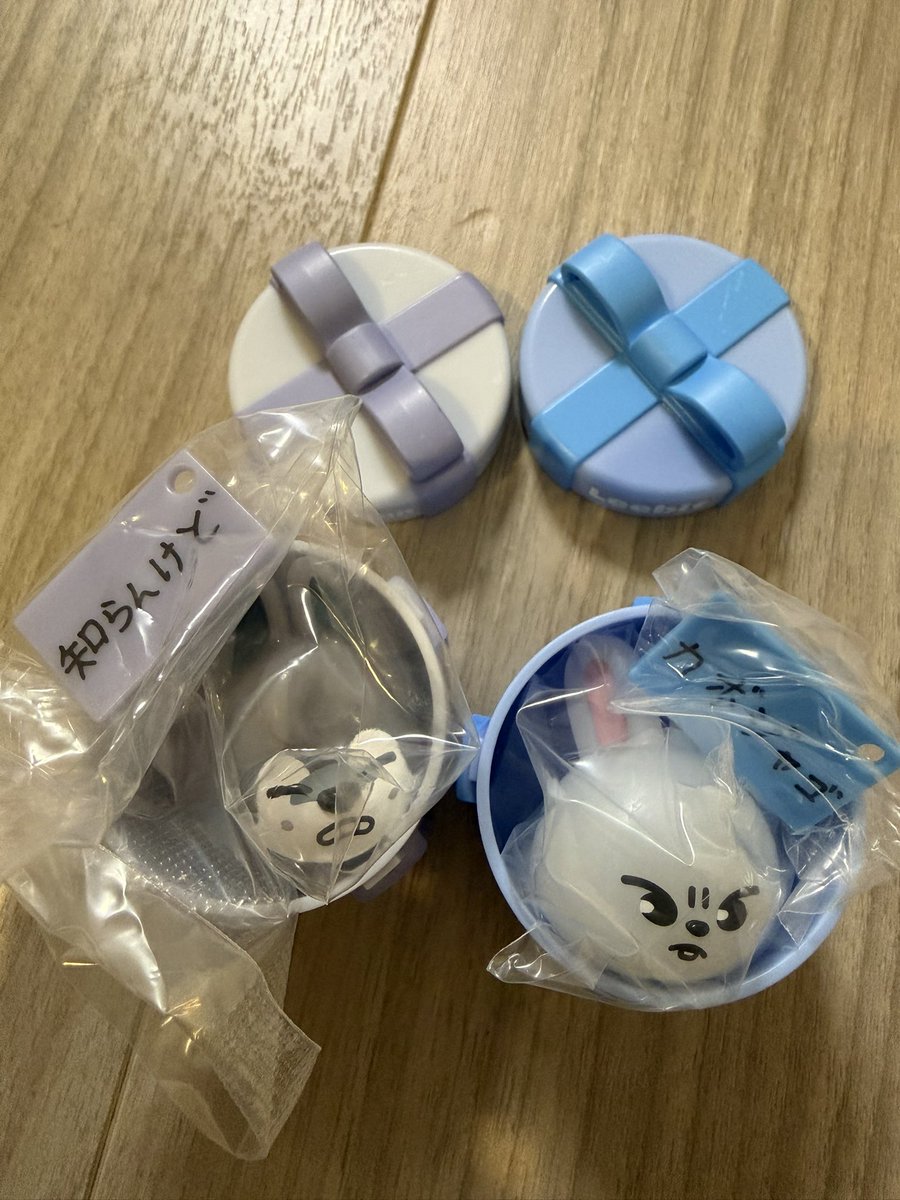 min2000922's tweet photo. straykids スキズ　ガチャガチャ　交換
skzoo ぷくっとバースデークリアリング

【譲】ウルフチャン　リービット　angry

【求】パピームどれでも　
        リービットsmile or happy

10/24福岡、11/6.7東京にて手渡し希望です。
条件に合う方いらっしゃいましたらコメントお待ちしております🙇 https://t.co/BAh7UIeCog