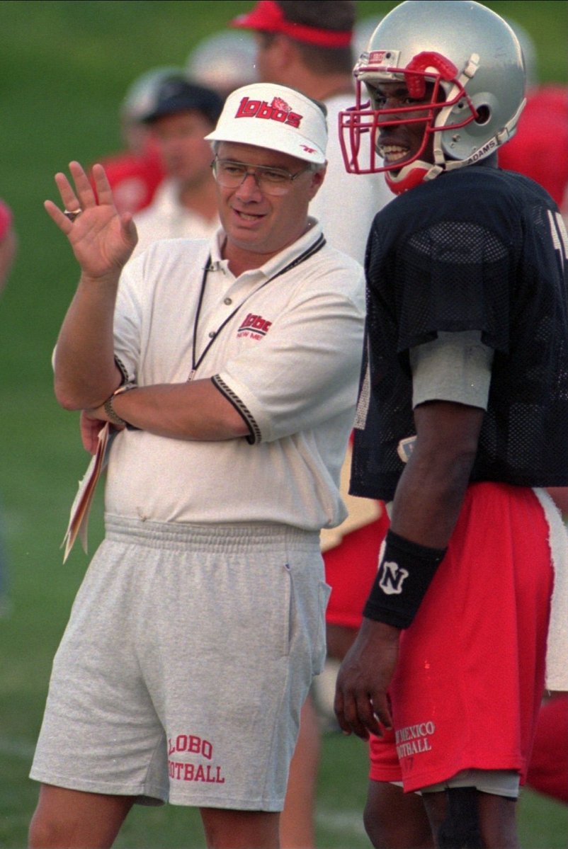 coachsampson48's tweet photo. RIP to my head coach my 1st 3 years at UNM. He gave me an opportunity to play ball at the next level. My life would be completely different if he hadn't believed in a skinny kid from west Texas. #coachfran https://t.co/4gPcyAEIgC