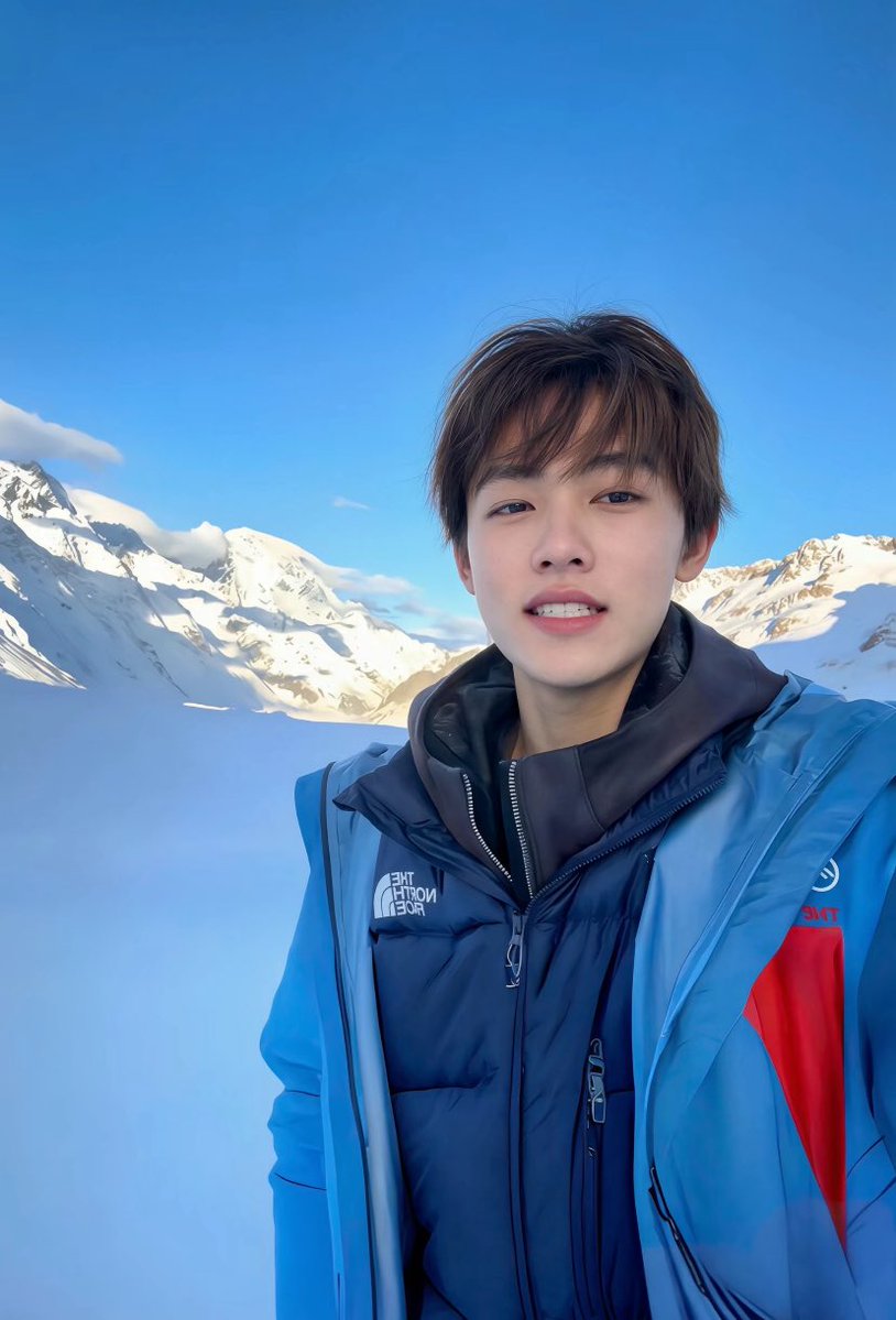 Anranwdyc's tweet photo. 天                                      地 https://t.co/uNN7ud9mAv