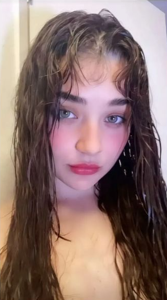 EvSaintCroix's tweet photo. ⠀
  ⠀⠀⠀⠀⠀⠀⠀⠀⠀╰☆☆ 𝘉𝘢𝘥 𝘵𝘪𝘮𝘪𝘯𝘨. 🚿💄
  ⠀⠀⠀⠀⠀#dlaphoto
⠀ https://t.co/obZuKvpeZk