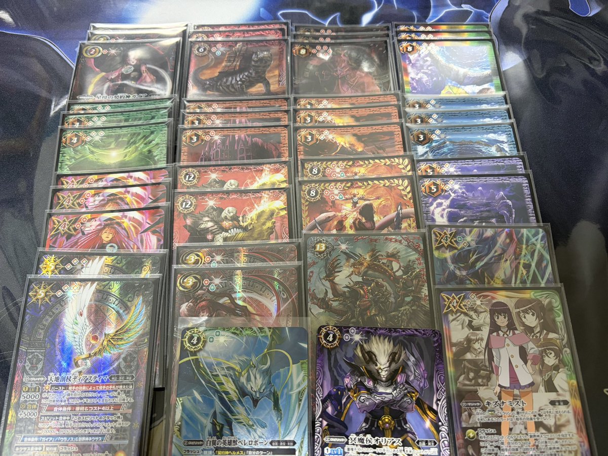 TCG04719681's tweet photo. SBはガイア様で
アテナ×
ミトラ×
パール×
普通に負けたわ
断層蜥蜴でタダ出し出来ると勘違いしてたわ。過去フリーはすまぬ、SBでやらかす前で助かったわ。
タダ出し前提で組んでたので構築を変えなきゃならん。まずデウス3に戻すわ。
最新プロモでコスト払わないとなんて……旗ならこんなことにぃ…… https://t.co/lNbRKSeeb9