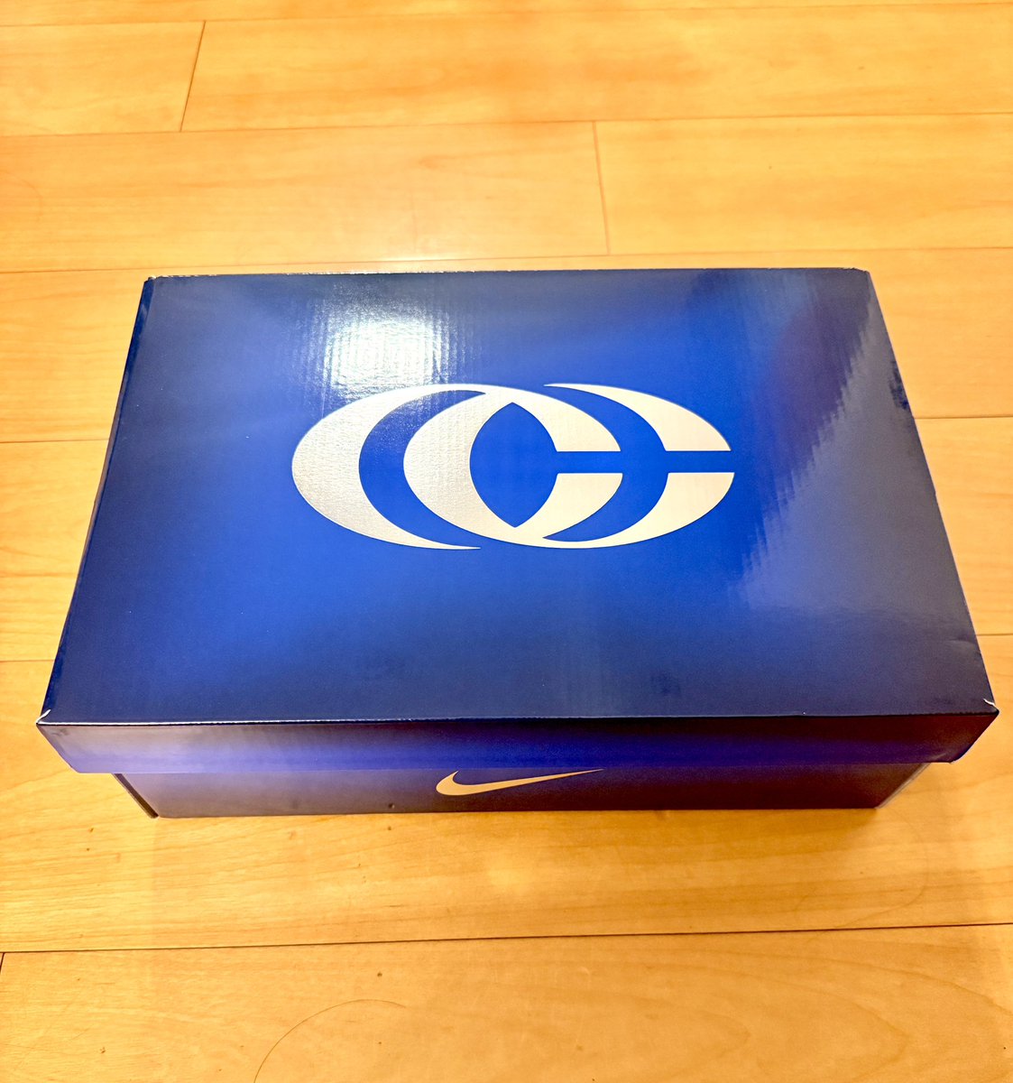 Johnny_000002's tweet photo. やっと届いた。
箱カッケー

#開封の儀 https://t.co/jlmF7QjiUT